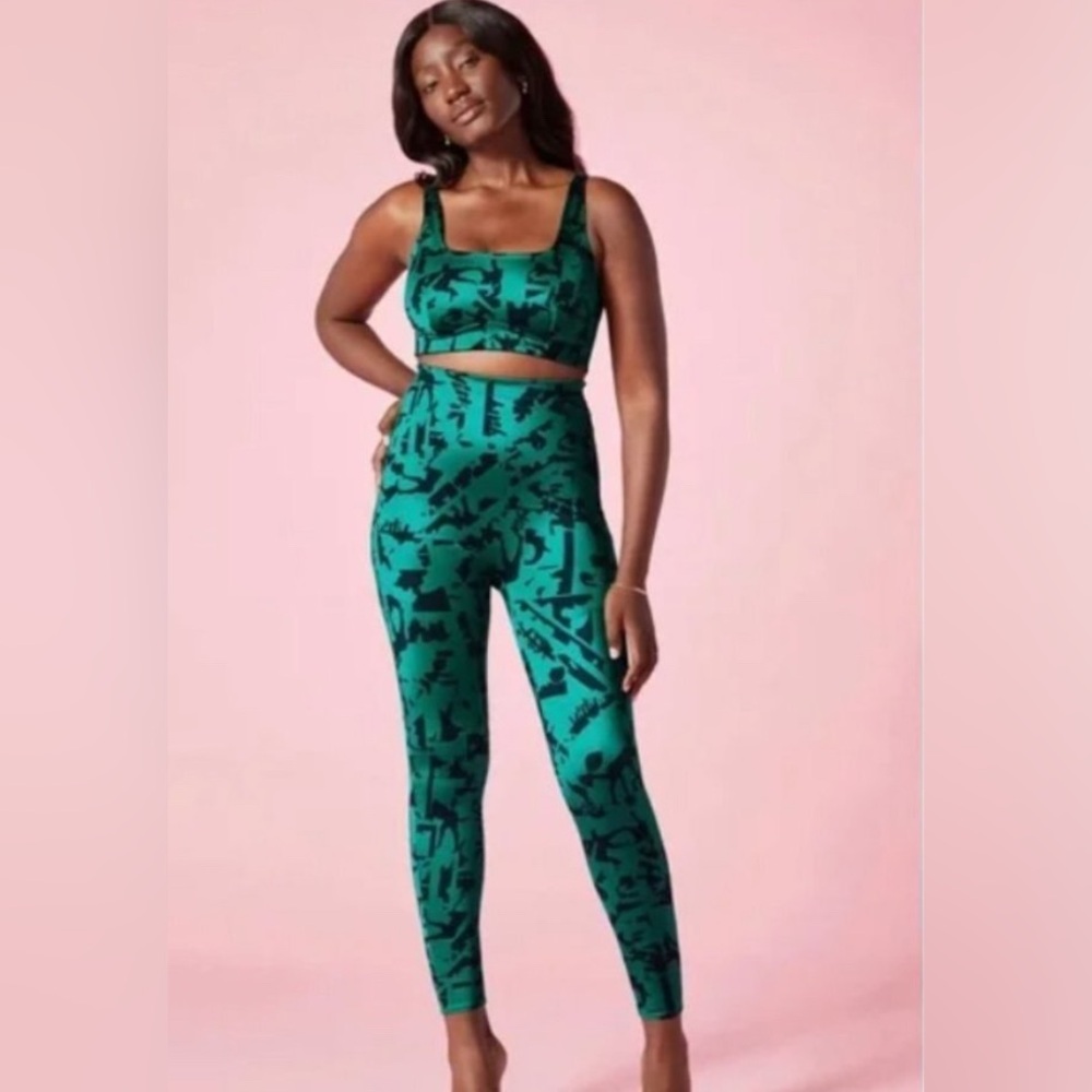 Yitty Headliner Leggings and Sports Bra Set NWT